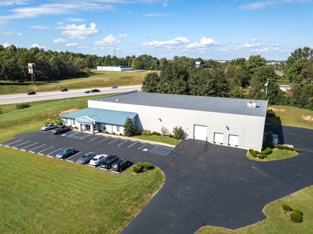FOR SALE - 3005 Old Lawrenceburg Road : 3005 Old Lawrenceburg Road (just off U.S. 127), Frankfort, KY 40601